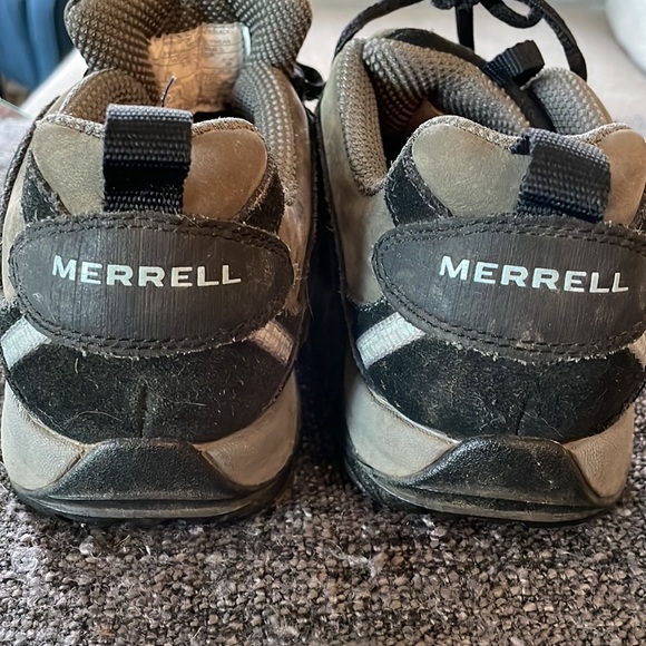 Merrell vibrant walking shoes - Picture 3 of 9
